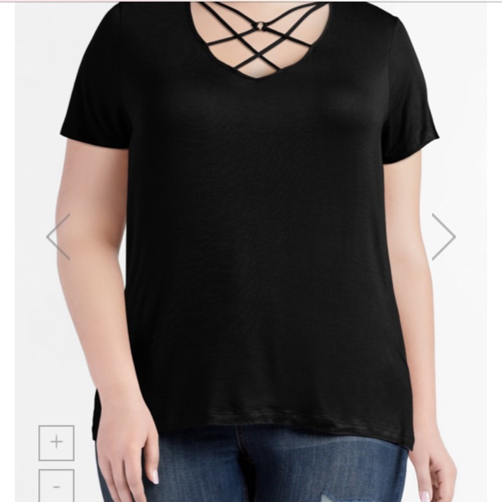 Glitz junior-plus criss cross top